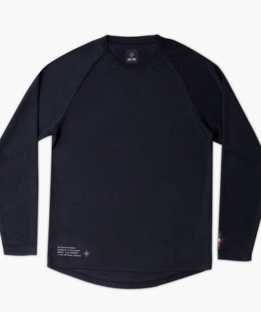 Long Sleeve Mountain Bike Jersey in black, front view